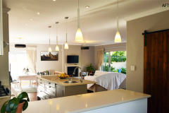 LIVING/KITCHEN AFTER